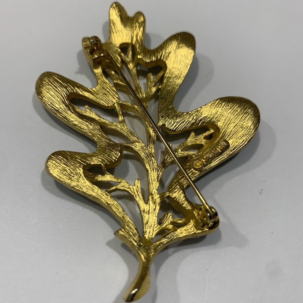 Sarah Coventry Large Brooch Green Enamel Oak Leaf Vintage MCM Nature Hippy Pin - Picture 2 of 4